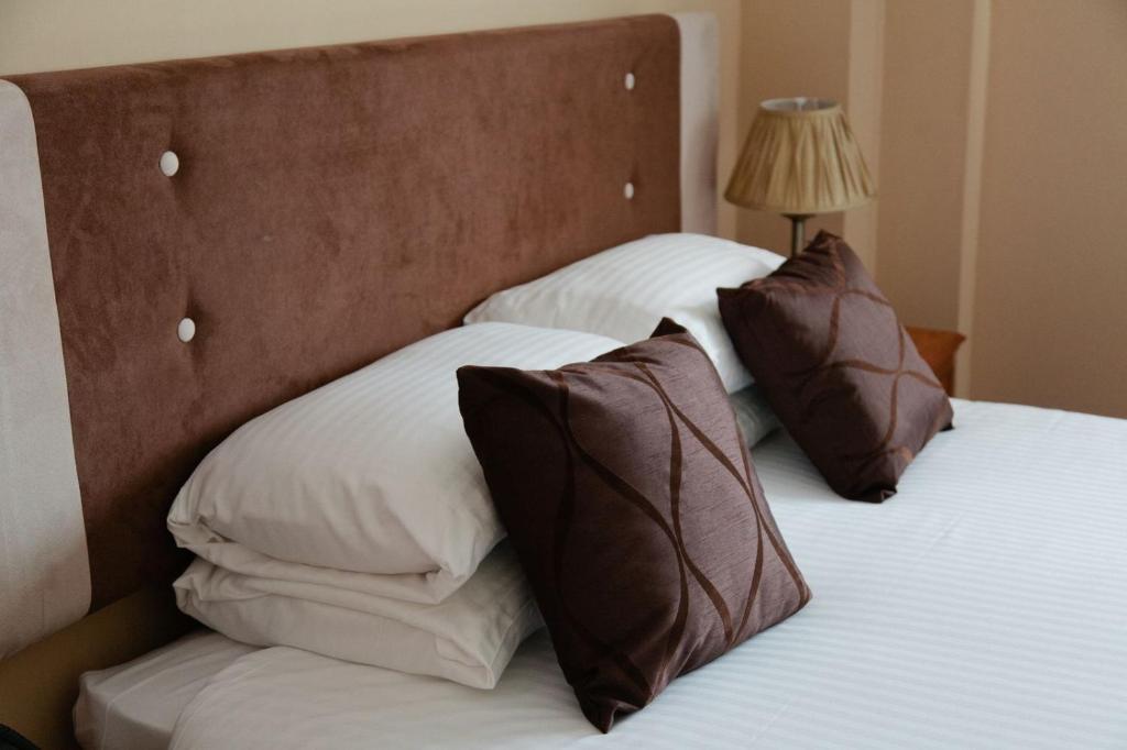 רוסית Caledonia Hotel חדר תמונה
