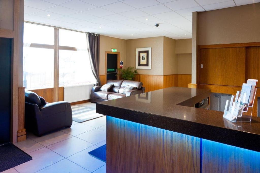 רוסית Caledonia Hotel מראה חיצוני תמונה